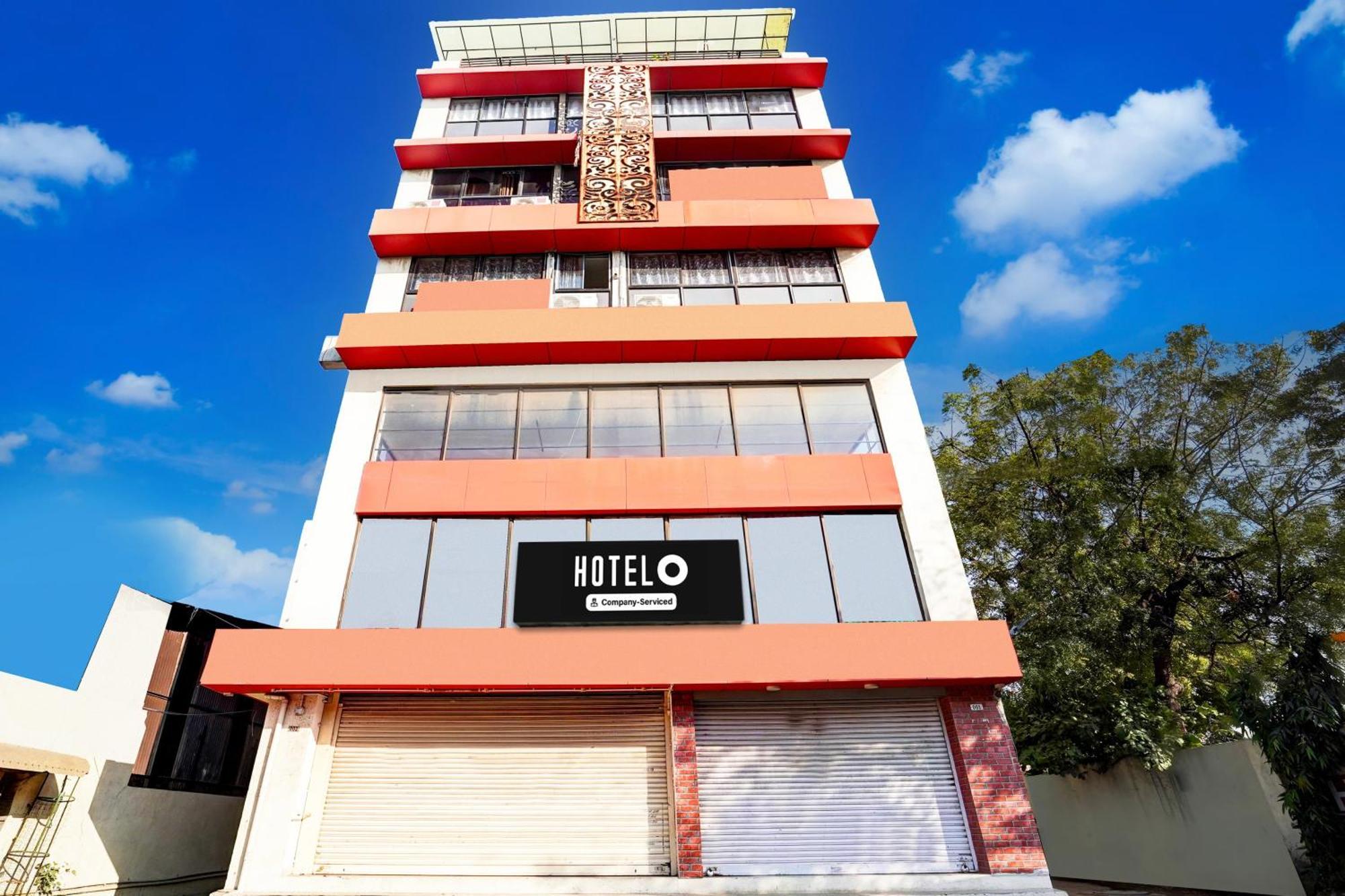 Super Hotel O Geeta Mandir Formerly Hotel Green Park Ahmedabad Esterno foto